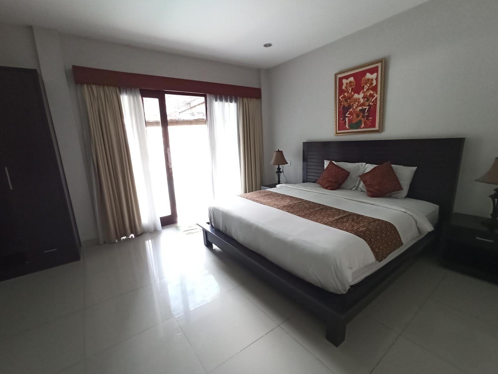 Lovecho Hotel 3*
